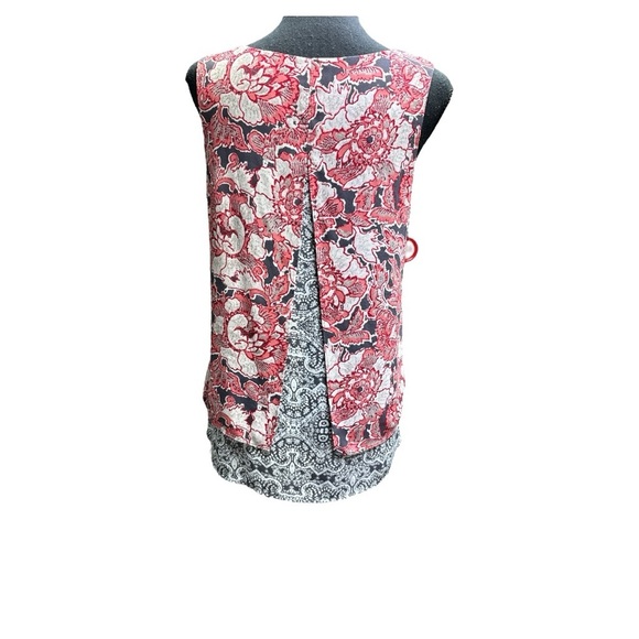 Lucky Brand Smocked Tank Size Small - Picture 3 of 9